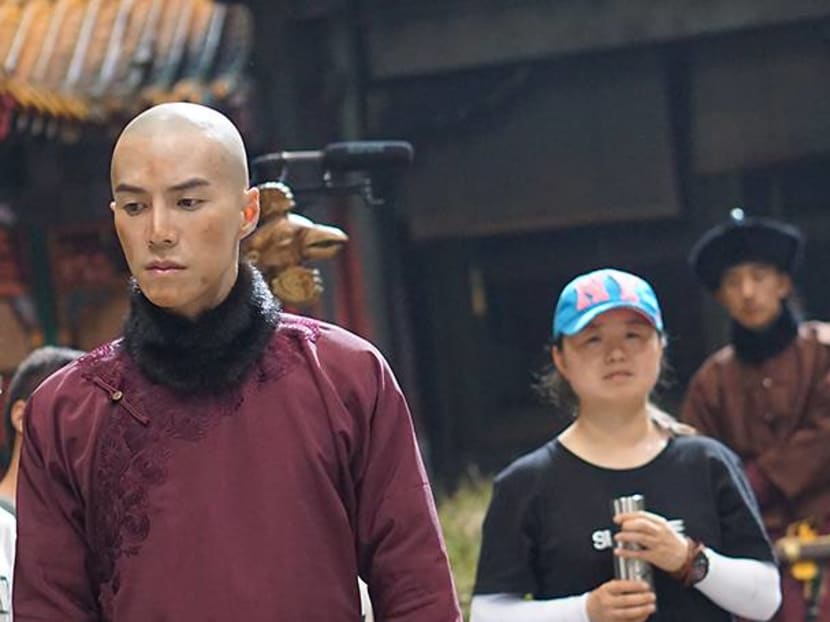 How Former Ch 8 Star Lawrence Wong Went From “Unknown” To Getting Mobbed Outside His House In China