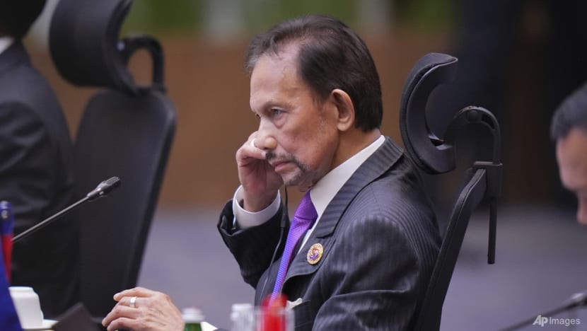 Brunei sultan in Kuala Lumpur hospital for 'fatigue' Brunei sultan in Kuala Lumpur hospital for 'fatigue'
