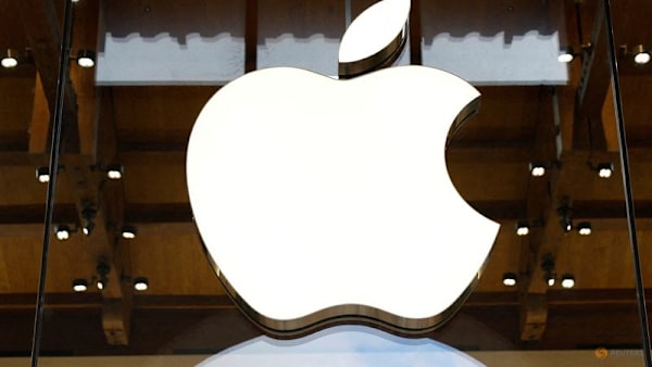 Apple failed to make its AI tool to comply to EU regulations, EU Commission says
