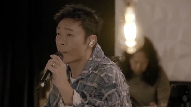 许志安戴婚戒办音乐会　网民反应好坏参半