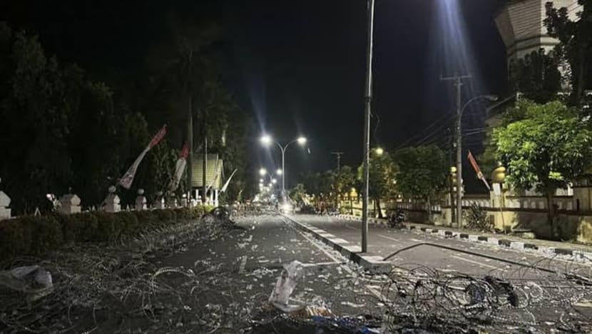 Bone membara, demo jilid III ricuh di kantor Bupati, kenaikan PBB 300% ditunda