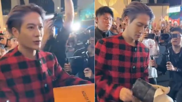 王嘉尔现身吉隆坡　大方送粉丝名牌包