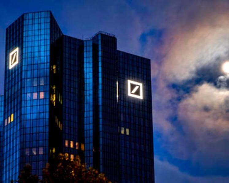 Deutsche Bank sees profit of US$363 million as costs fall