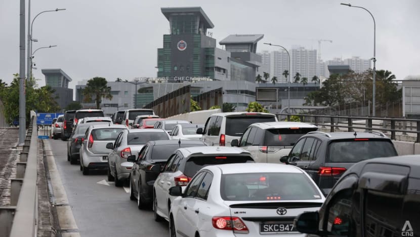 Heavy traffic expected at Woodlands, Tuas checkpoints during Good Friday long weekend