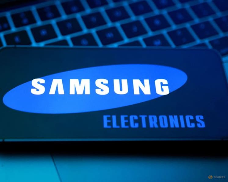 Samsung CEO seeks multi-year chip contracts with major customers