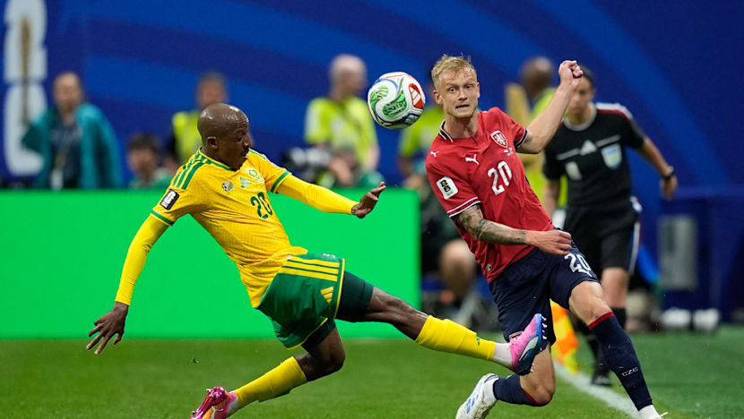 South Africa salvage draw with late penalty after Czechs take early lead