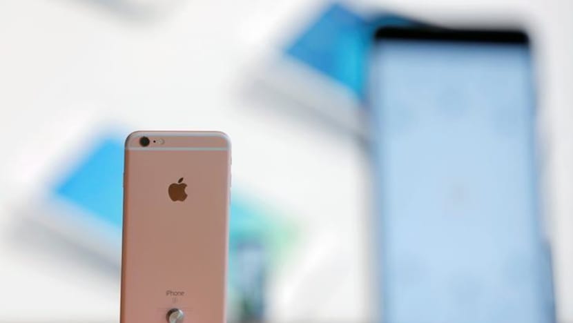 Burglar plunged eight floors to his death after stealing iPhone, gold chain from Yishun flat