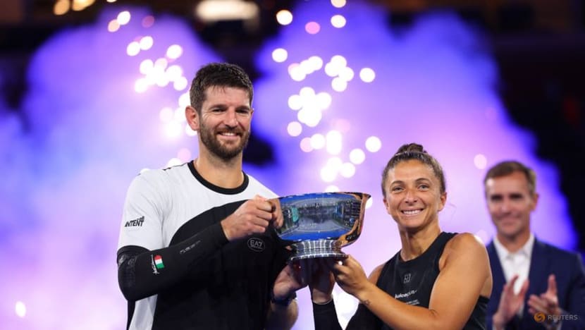 Errani, Vavassori fight back to retain US Open mixed doubles crown