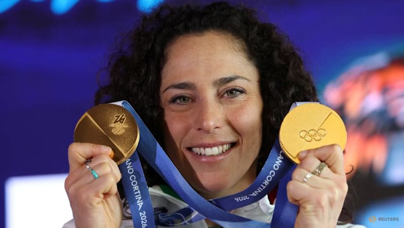 Alpine skiing-Brignone, Shiffrin the golden greats after Vonn's comeback bid ended in agony