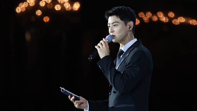 车银优APEC晚宴帅炸全场！ 服兵役中特准担任主持人 流利英文惊艷国际