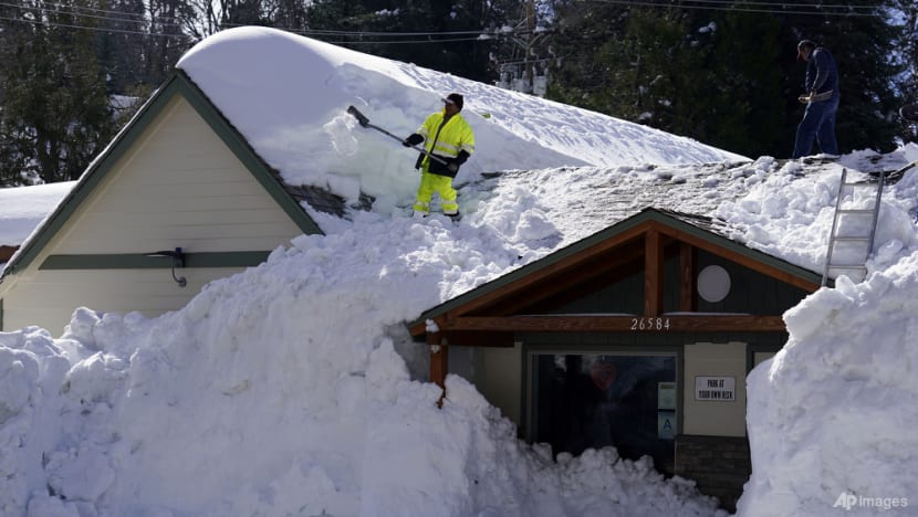 New atmospheric river storm barrels toward California