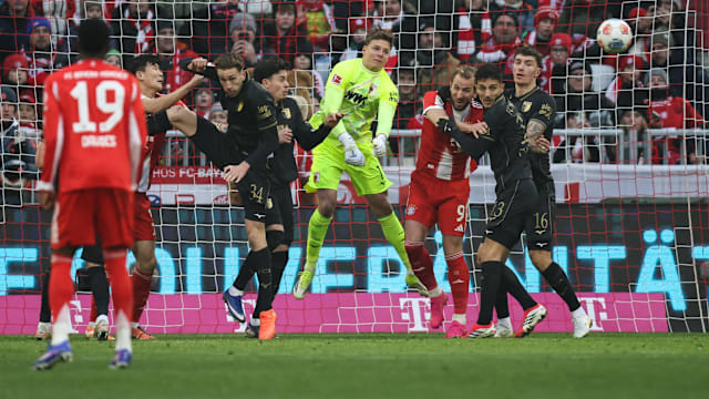 德甲：领头羊拜仁爆冷以1比2败给奥格斯堡