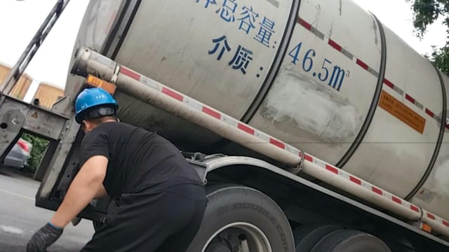 涉及油槽车混装煤油食油 中国七企业遭行政处罚