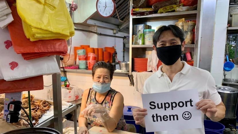 AP Louis Ng tidak akan didakwa kerana pegang poster tanpa permit sebagai sokongan kepada penjaja
