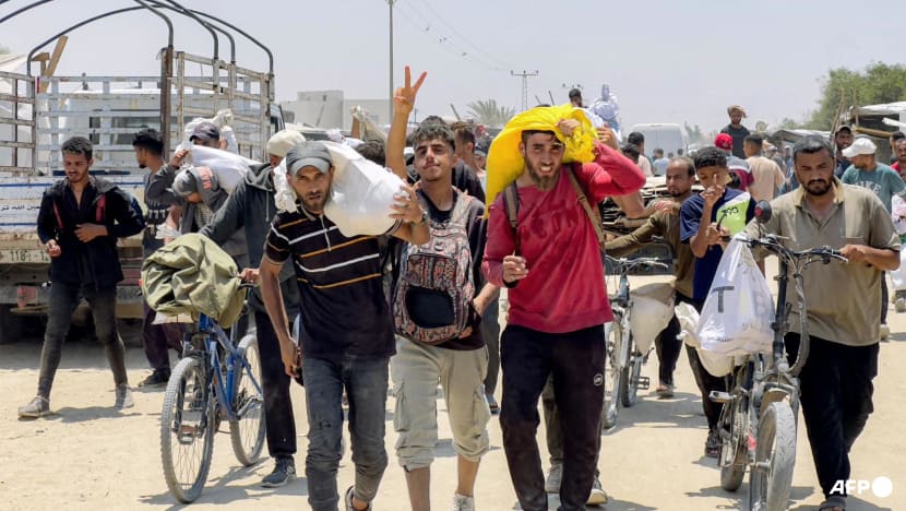 Israeli fire kills 35 people in Gaza, many at aid site, medics say