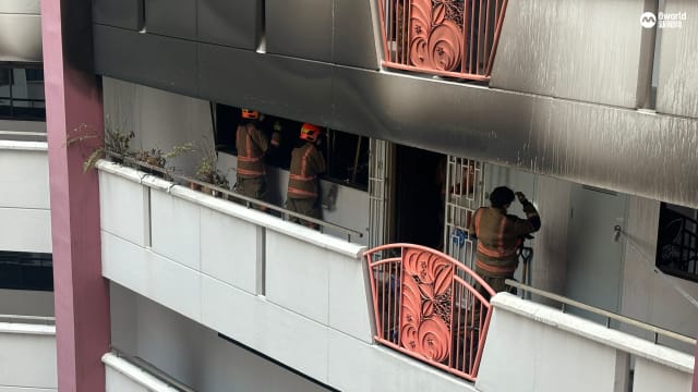 蔡厝港居民一早被烟熏醒 赶紧扶八旬老母下楼