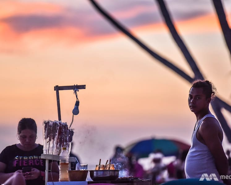 Boracay businesses pray for early relief from President Duterte’s island shutdown