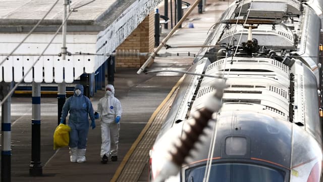 英国列车持刀伤人案为单人犯案 非恐怖袭击