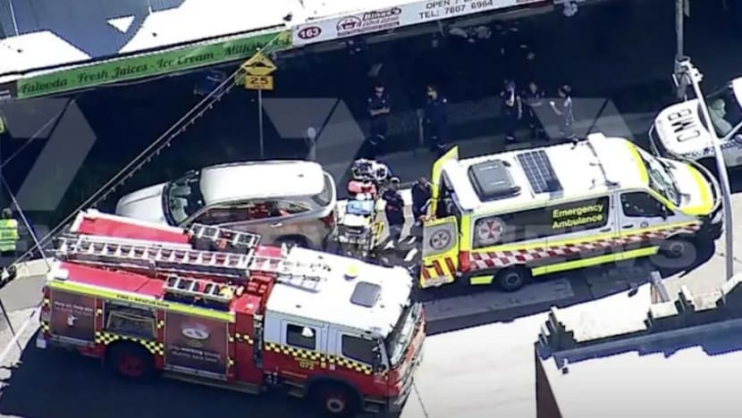 Seorang maut, 2 cedera dalam serangan tikaman di Sydney