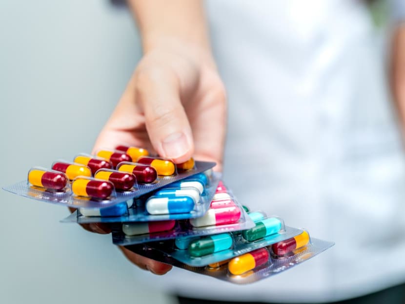 What should I eat while taking antibiotics to minimise the damage in my gut? What should I eat while taking antibiotics to minimise the damage in my gut?