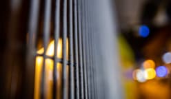 செய்யாத குற்றத்துக்கு 22 ஆண்டுகள் சிறை அனுபவித்த பெண்