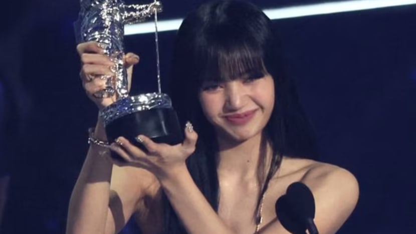 Lisa Blackpink sertai bidang lakonan, bakal bintangi siri The White Lotus Lisa Blackpink sertai bidang lakonan, bakal bintangi siri The White Lotus