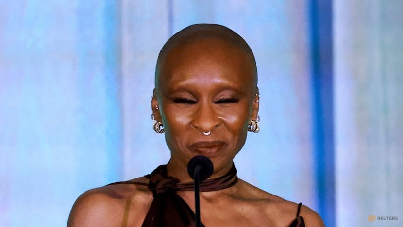 Idris Elba, Torvill and Dean star in Britain's New Year honours