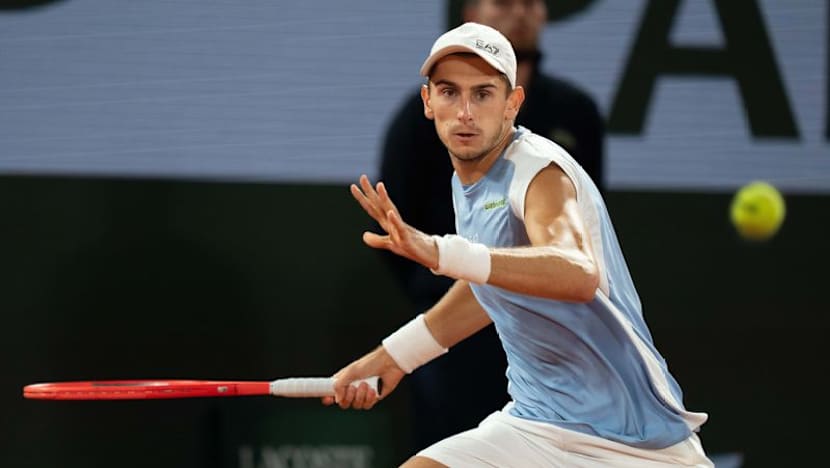 Arnaldi withdraws from French Open semi-final, Cobolli to face Zverev in final