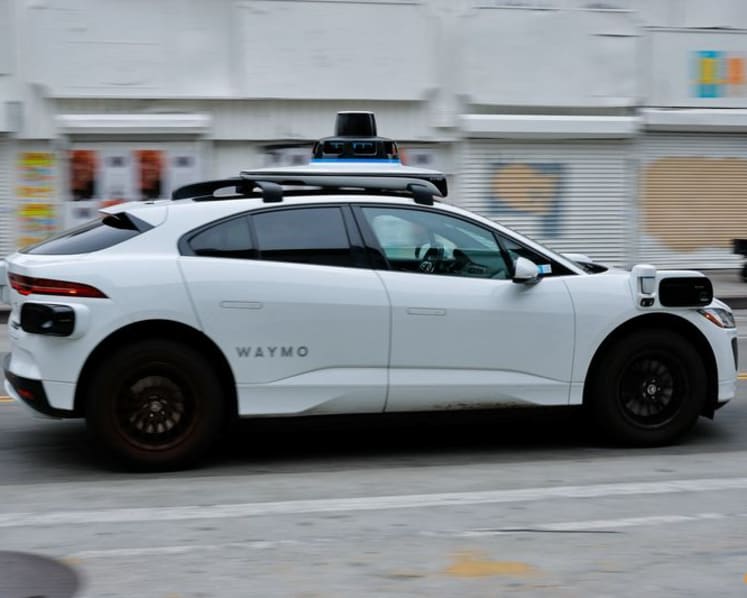 Uber, Waymo end robotaxi partnership in Phoenix 
