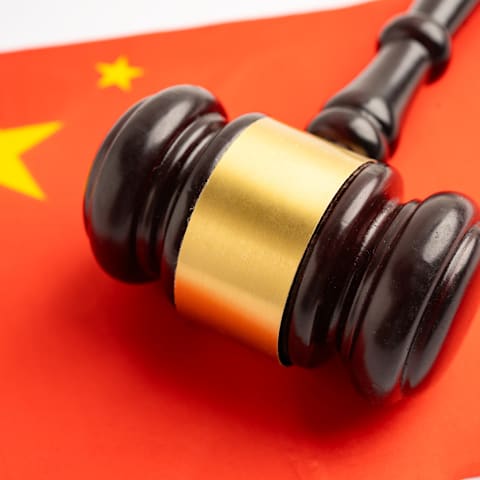 律师：新加坡公民在中国涉刑事案 复杂案件羁押或超一年