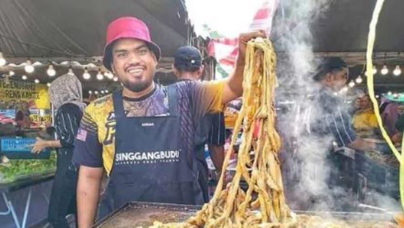 Perut bulat bakar juadah unik berbuka puasa di bazar Kuala Terengganu