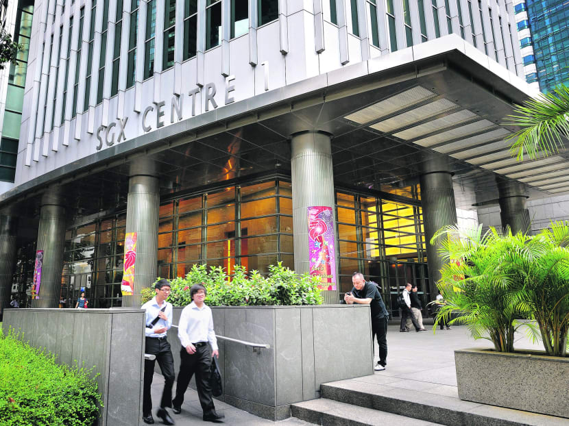 The Securities Investors Association of Singapore yesterday suggested that the SGX introduce circuit breakers to automatically suspend trading of shares that have moved sharply higher or lower. Photo: Bloomberg