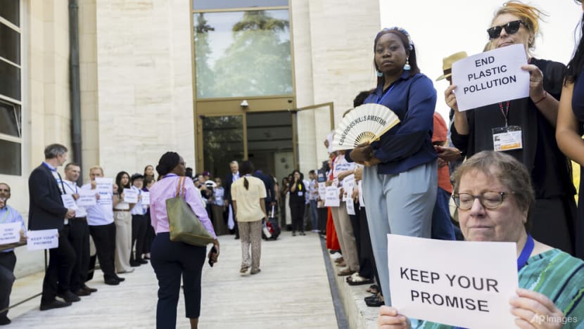 UN plastic pollution treaty talks floundering