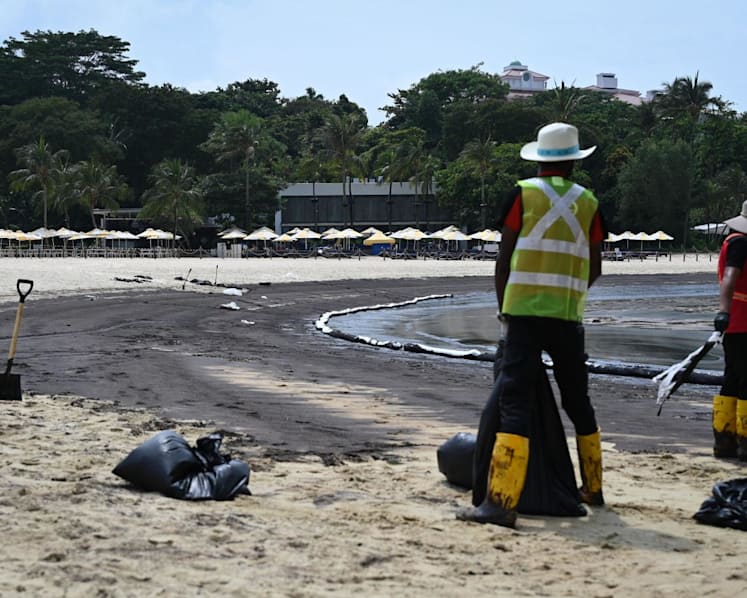 Oil spill reaches Sentosa, East Coast Park and other areas; some beaches closed for clean-up