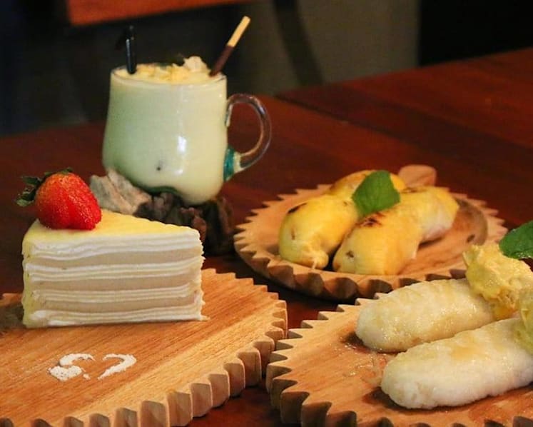 Durian burgers, mousse or sticky rice? Durian cafes make the most of the time-sensitive fruit all year round