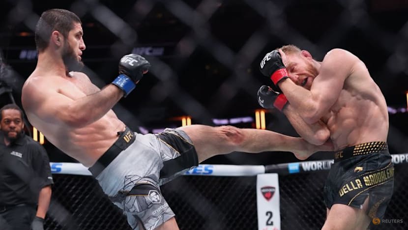 Makhachev claims UFC welterweight belt with dominant win over Della Maddalena