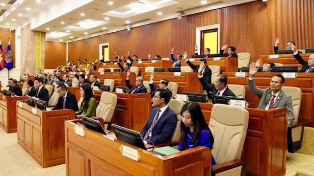 柬埔寨国会首次通过针对网络诈骗份子的法案