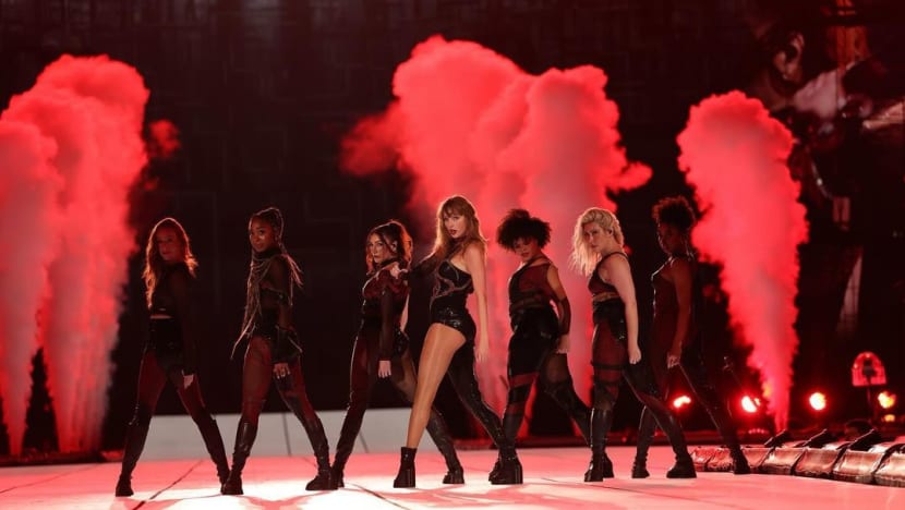Alasan penggemar Taylor Swift di ASEAN rela rogoh puluhan juta demi menonton konsernya di Singapura