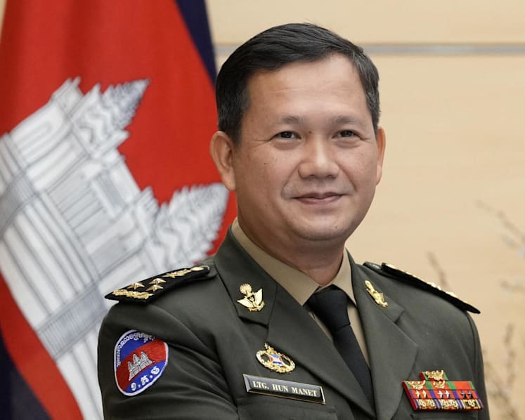 Singapore's PM Lee congratulates new Cambodian PM Hun Manet, sends best wishes to outgoing Hun Sen