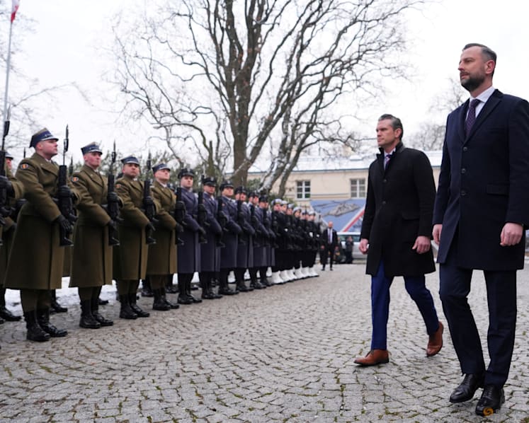US scraps deployment of 4,000 troops to Poland