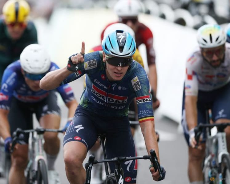Merlier wins Tour stage 12 as late crash mars sprint finish