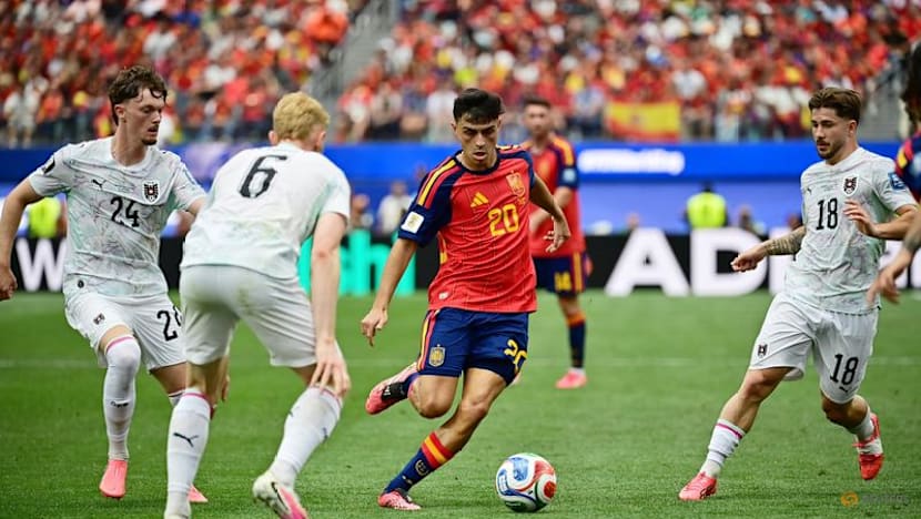 'The champions are back' - Spain rediscover swagger before Portugal World Cup showdown