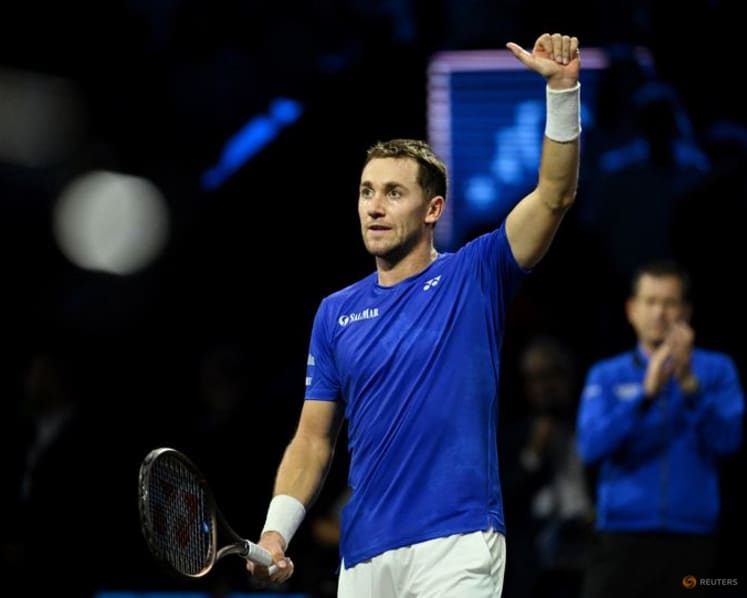 Laver Cup tied 1-1 as Ruud, Nakashima win opening matches