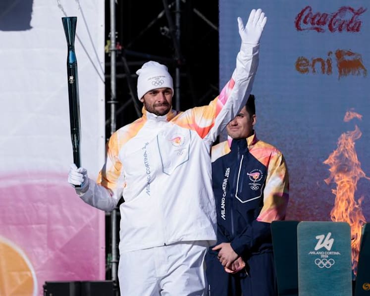 Flame begins Italian tour ahead of Milano Cortina Games