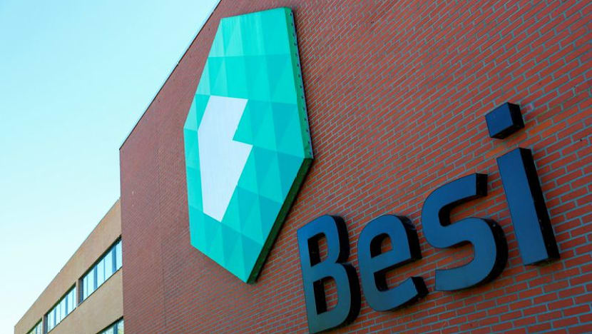 Besi shares fall on report ASML is working on rival hybrid bonding product