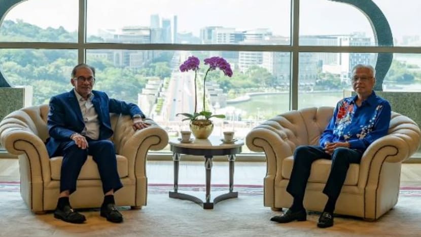 Anwar Ibrahim adakan pertemuan dengan Ismail Sabri, bincang isu semasa Anwar Ibrahim adakan pertemuan dengan Ismail Sabri, bincang isu semasa