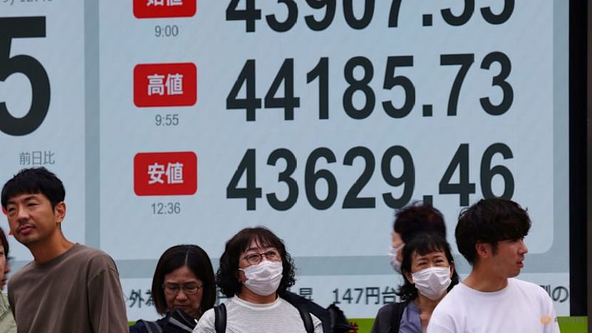 Nikkei ends lower on yen strength, profit-taking after crossing 44,000