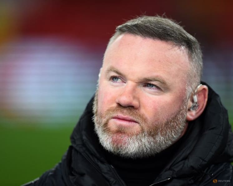 Rooney labels Man United players 'selfish' after Fernandes criticism