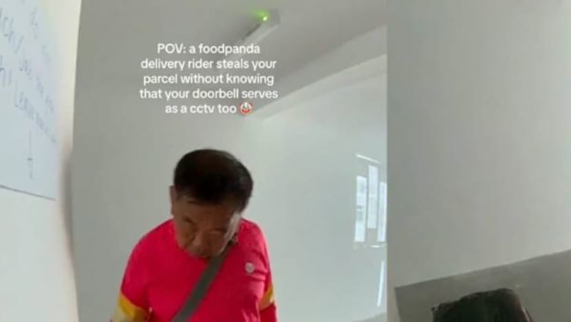 Loceng pintu CCTV yang rakam penghantar makanan Foodpanda curi barang jadi tumpuan warga net