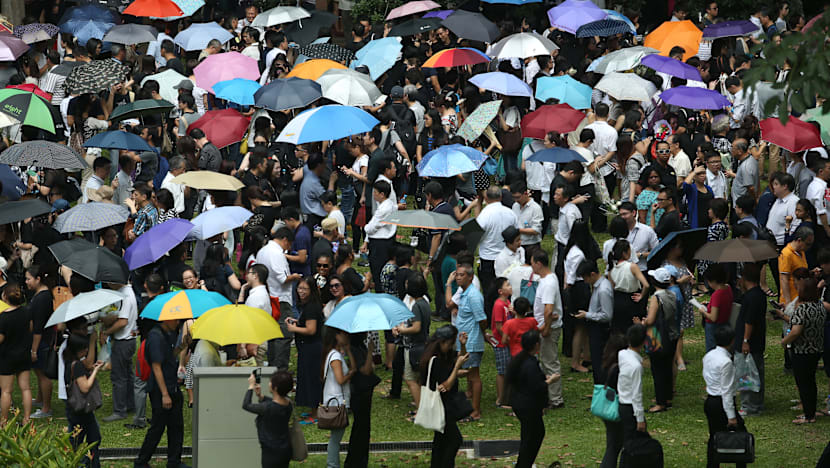 Thousands pay final respects to Mr Lee Kuan Yew
